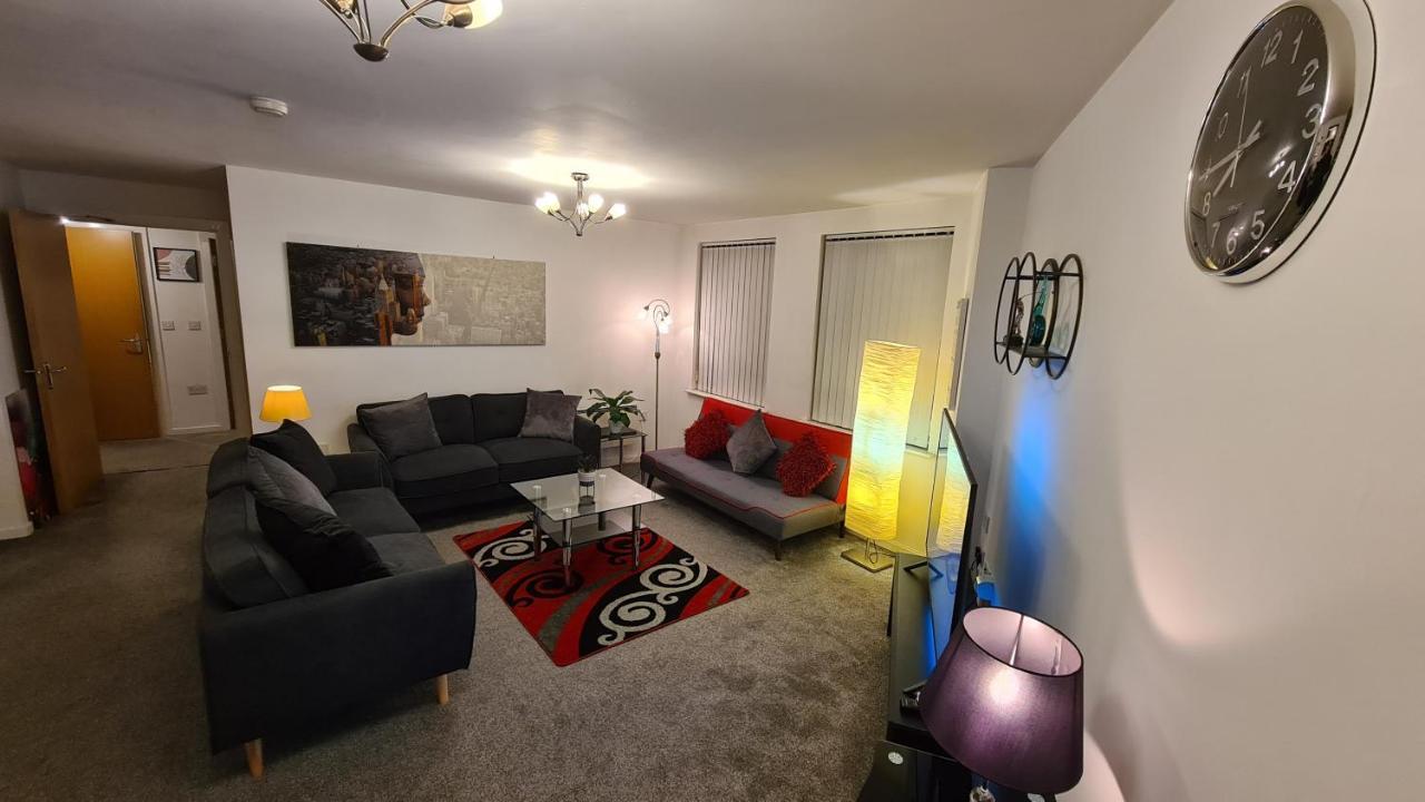 Luxury 2 Bed Apt With Free Wi-Fi & Parking Manchester Dış mekan fotoğraf