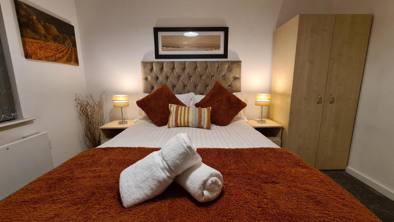 Luxury 2 Bed Apt With Free Wi-Fi & Parking Manchester Dış mekan fotoğraf