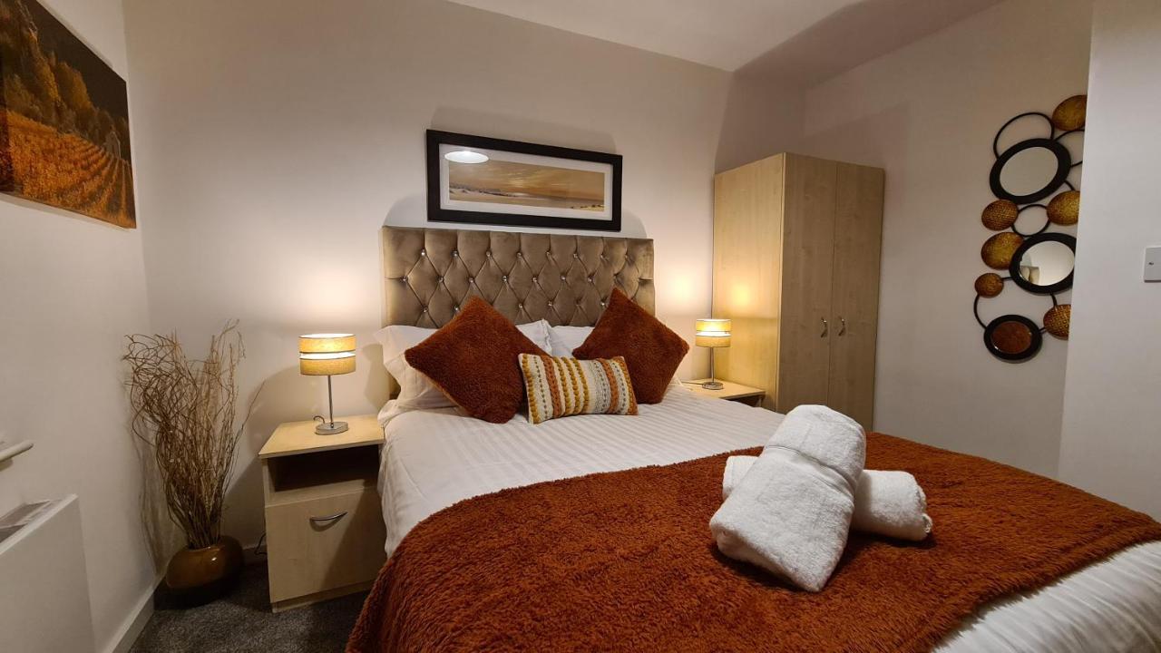 Luxury 2 Bed Apt With Free Wi-Fi & Parking Manchester Dış mekan fotoğraf